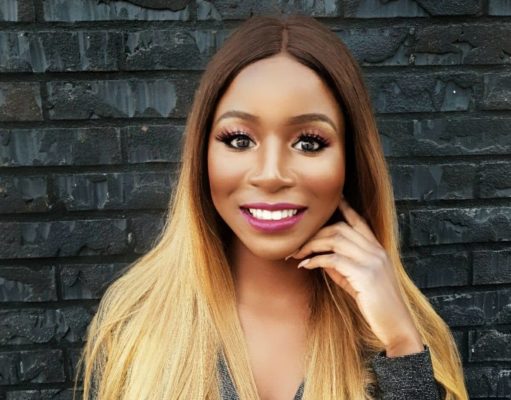 Petronella Mwamba en finale de Miss Glam World en Inde