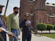 Pakistan : Plusieurs églises incendiées après une profanation présumée du Coran
