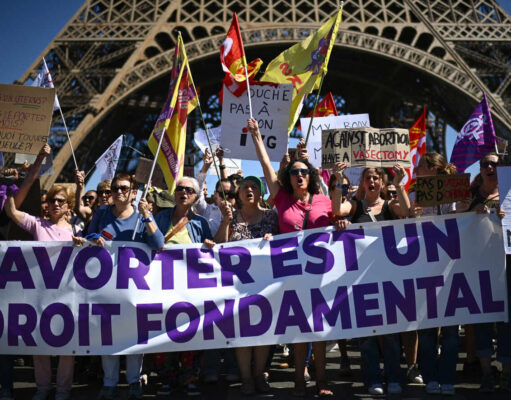 La France premier pays au monde à vouloir inscrire l’IVG dans sa Constitution