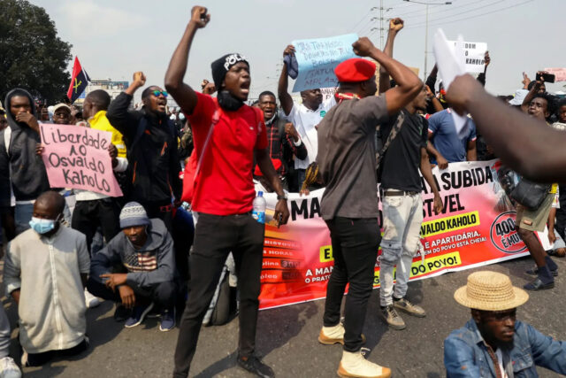 9dc3ddd3-100a-478d-bf3b-20a716030e4c-Angola_Manifestations (1920