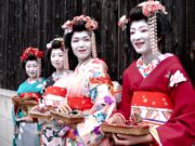 Le Top 10 des pays où les gens sont les plus polis