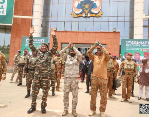 USA-AES : « Nous collaborons toujours » avec les armées du Burkina, du Mali et du Niger, affirme un général américain