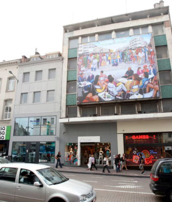 Réinstallation de la fresque de Chéri Samba au quartier Matonge de Bruxelles